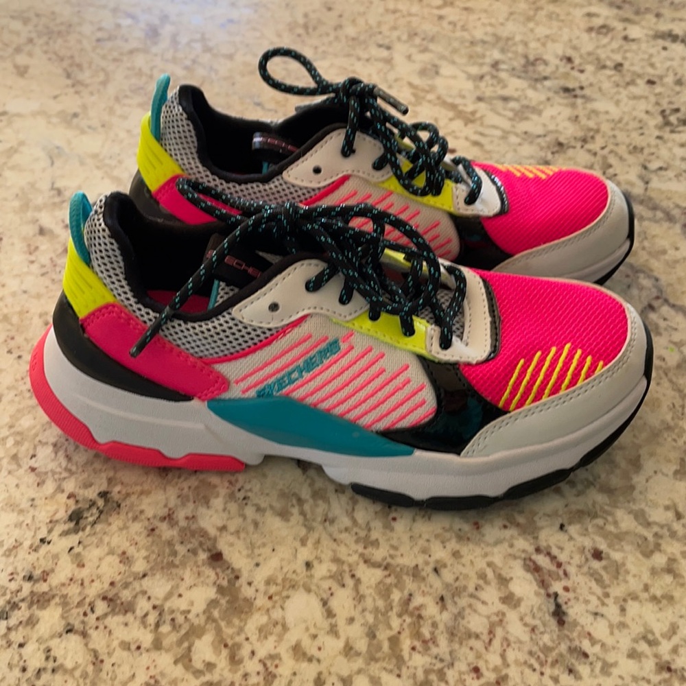 Girls Skechers sneakers